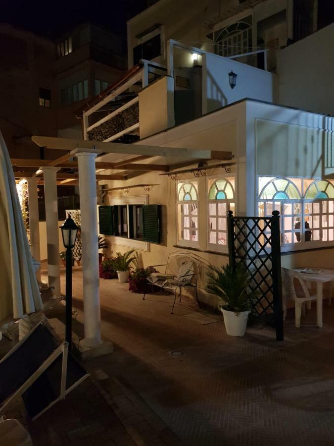 Apartmán Villino Angela A Sant'Anna Boscotrecase Exteriér fotografie